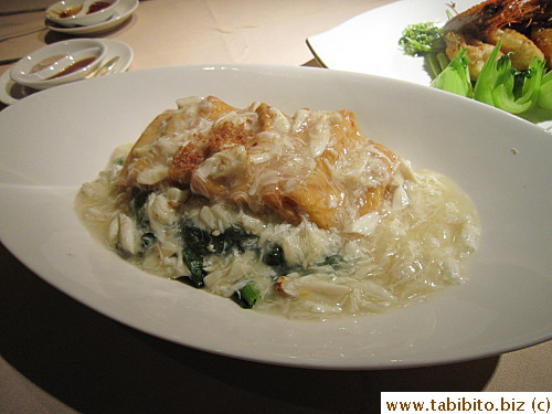 Tofu skin and vegetable with crab sauce