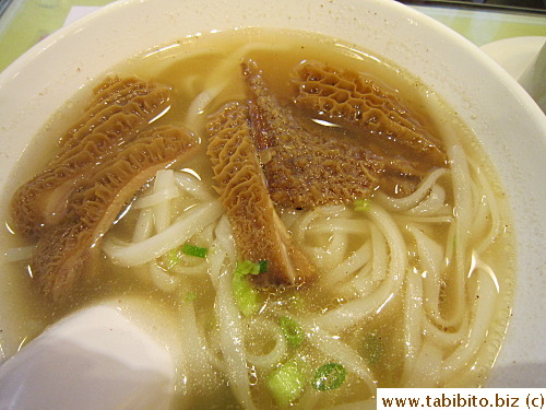 Braised beef stomach with rice noodles HK$23