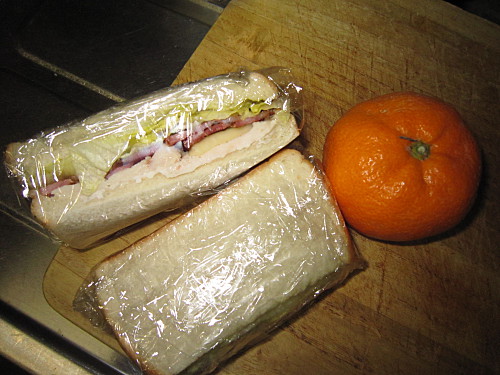 Chicken and bacon sandwich, mandarin