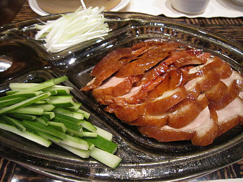 Peking duck (half) with trimmings MOP150/US$19