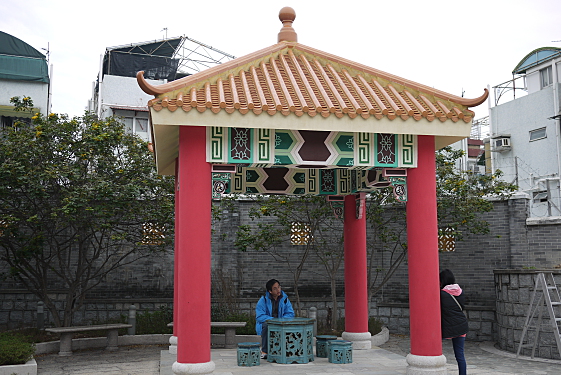 Inside the old temple, this looks new
