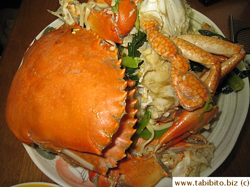 Cooked the remaining crabs with noodles, ginger, spring onions, Chinese wine, oyster sauce, stock, and a touch of Worcestershire at the end