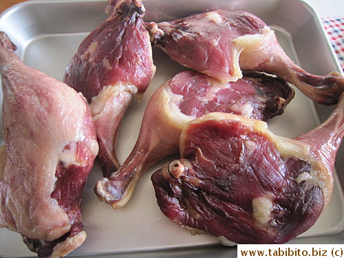 Duck legs dehydrated for 12 hours (instead of the usual 24), they are not as dark in color
