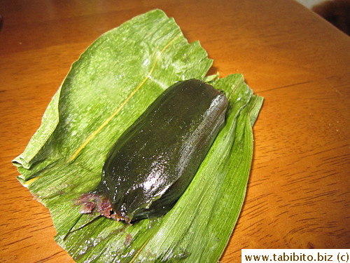 Green mochi thingie unwrapped