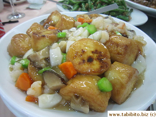 Tamago tofu with seafood topping