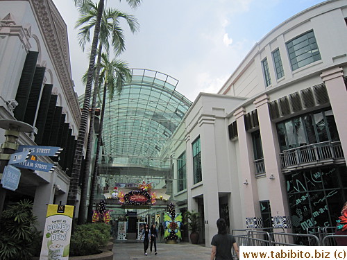 Bugis junction looks a lot nicer than six years ago