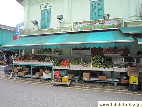 Vegetable stand