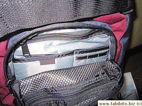 Lots of pockets inside