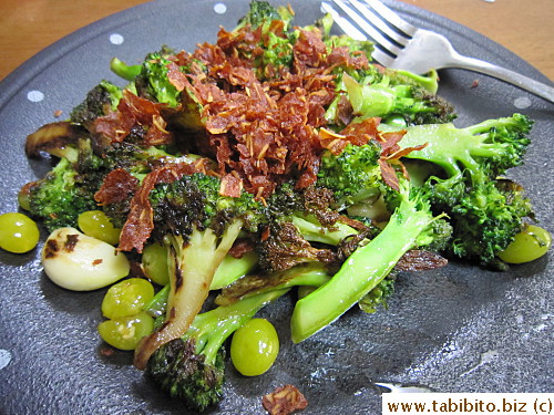 Pan roasted broccoli and ginko nuts, topped with paper pork crumbs, yummy!