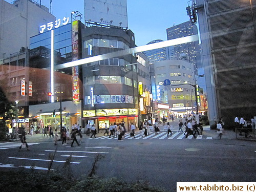 Shinjuku was full of salary men getting off work at dusk