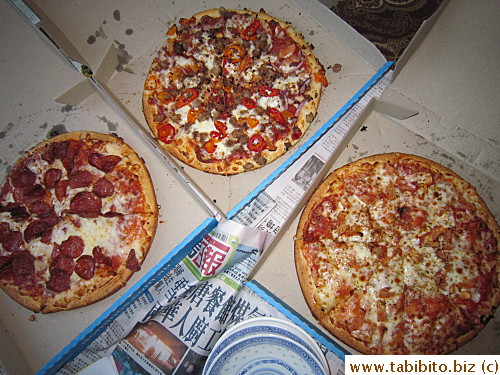 Pizza at home just before we left for the airport