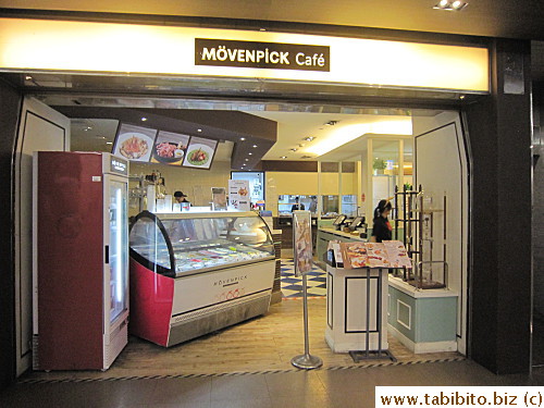 Movenpick Cafe in Taipei Station