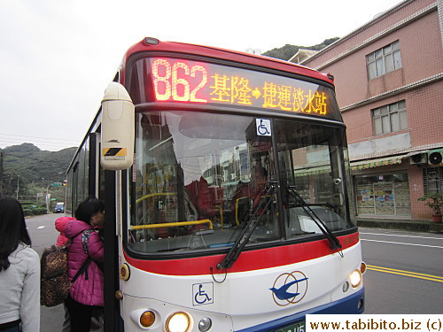 Bus 862 to Tamsui