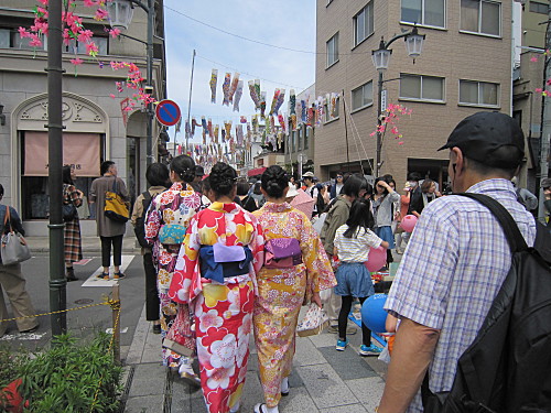 We saw quite a few girls clad in summer kimono