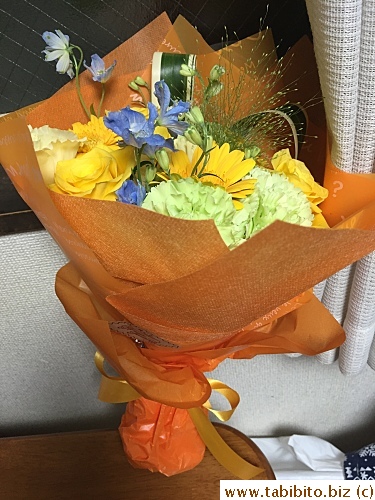 The vet delivered a bouquet to us on Oct 16
